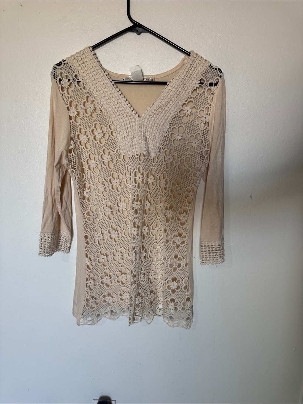Crochet Lace V-Neck Tunic Top in Cream